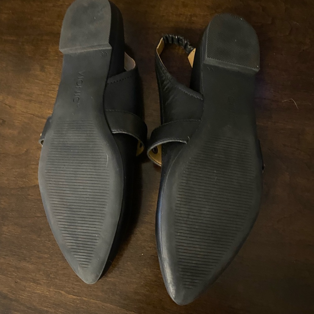 Vionic Elena Black Flat Slingback - image 3